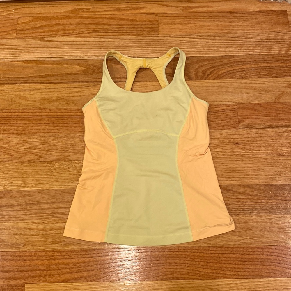 Lululemon workout tank